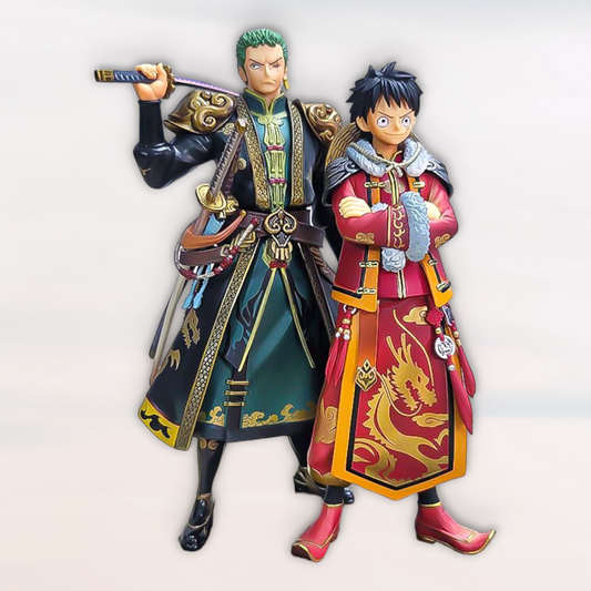 Luffy and Zoro figurines in Samurai outfits